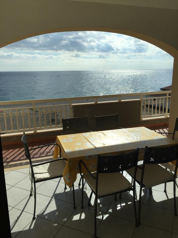 Casa Vacanze Samira Fondachello  Exterior photo